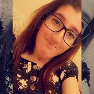 Meet your Posher, Juanita